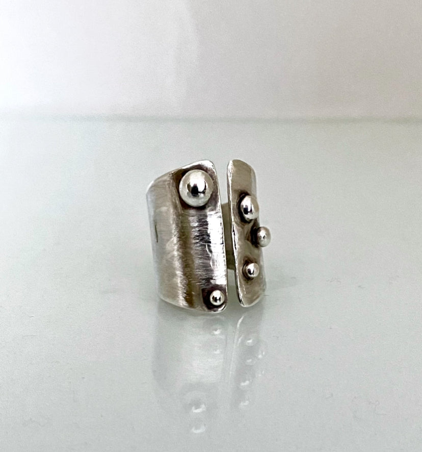 Echos di Firenze – Sculptural Sterling Silver Ring  (Adjustable Size)