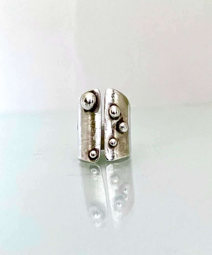 Echos di Firenze – Sculptural Sterling Silver Ring  (Adjustable Size)