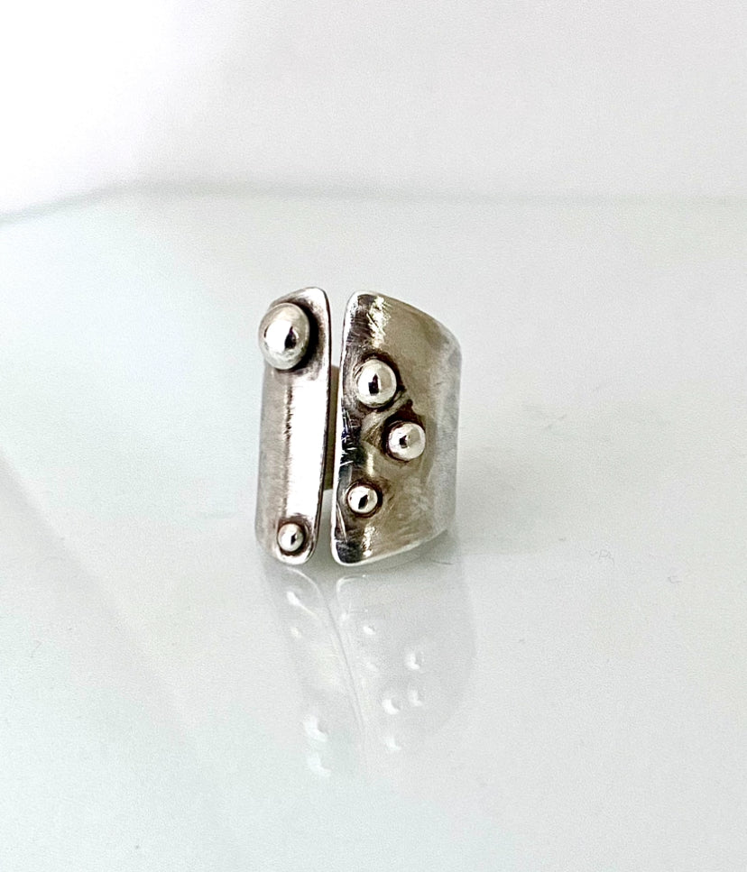 Echos di Firenze – Sculptural Sterling Silver Ring  (Adjustable Size)