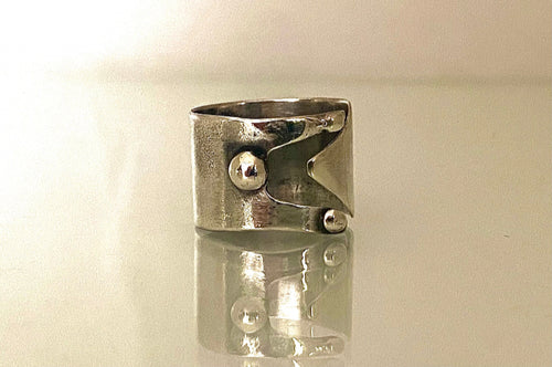 CLAWS RING